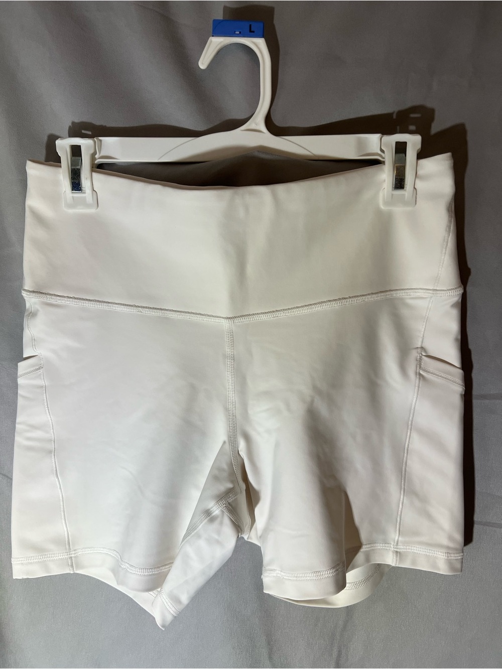 Athleta White High-Waist Interval Stash 5” Shorts with Side Pockets